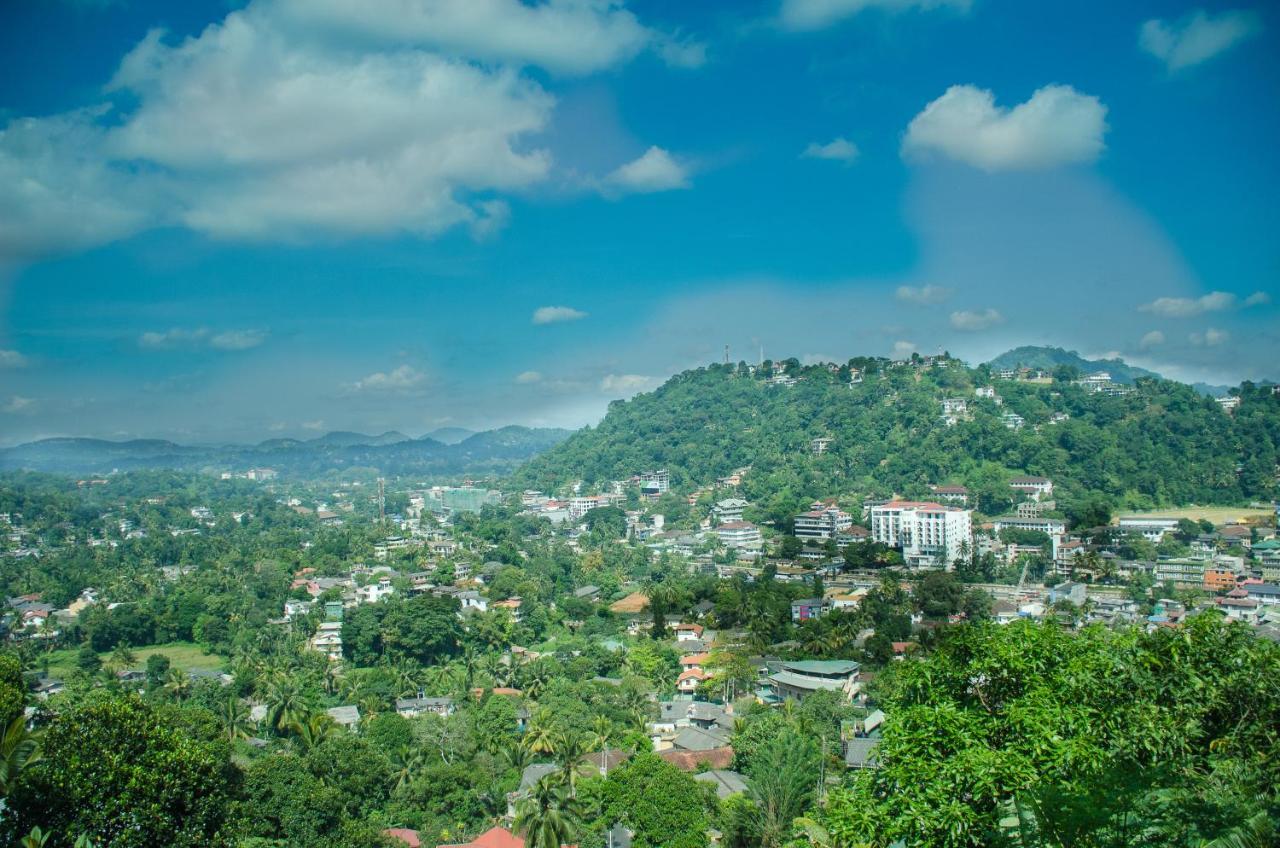 Bed and Breakfast Angel Tower Kandy Exteriér fotografie