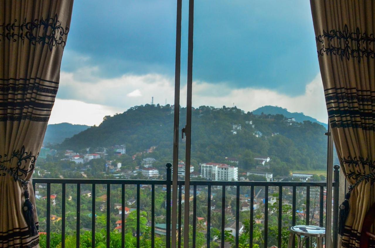 Bed and Breakfast Angel Tower Kandy Exteriér fotografie